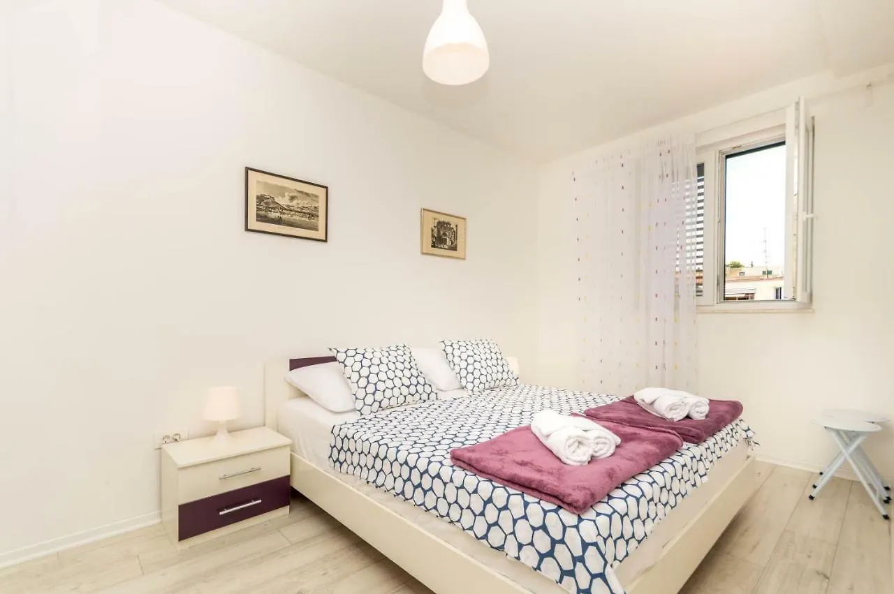 Luxury Apartment Lucy In Center With Amazing Sea-View 0*, Split Croatia