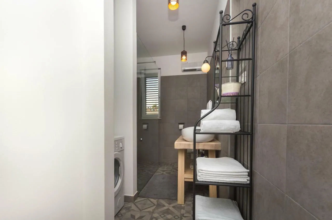 Luxury Apartment Lucy In Center With Amazing Sea-View
